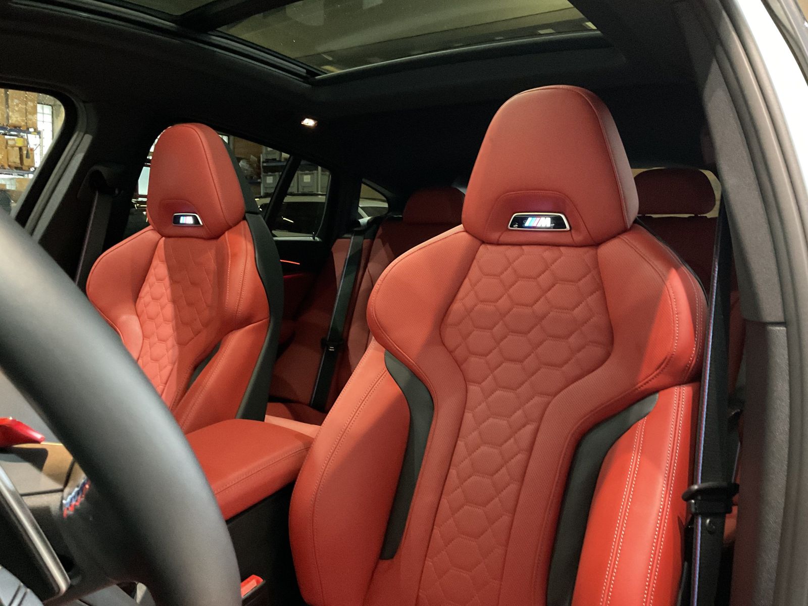 Fahrzeugabbildung BMW X4 M |21" LMR |Panorama-Glasdach |M Competition