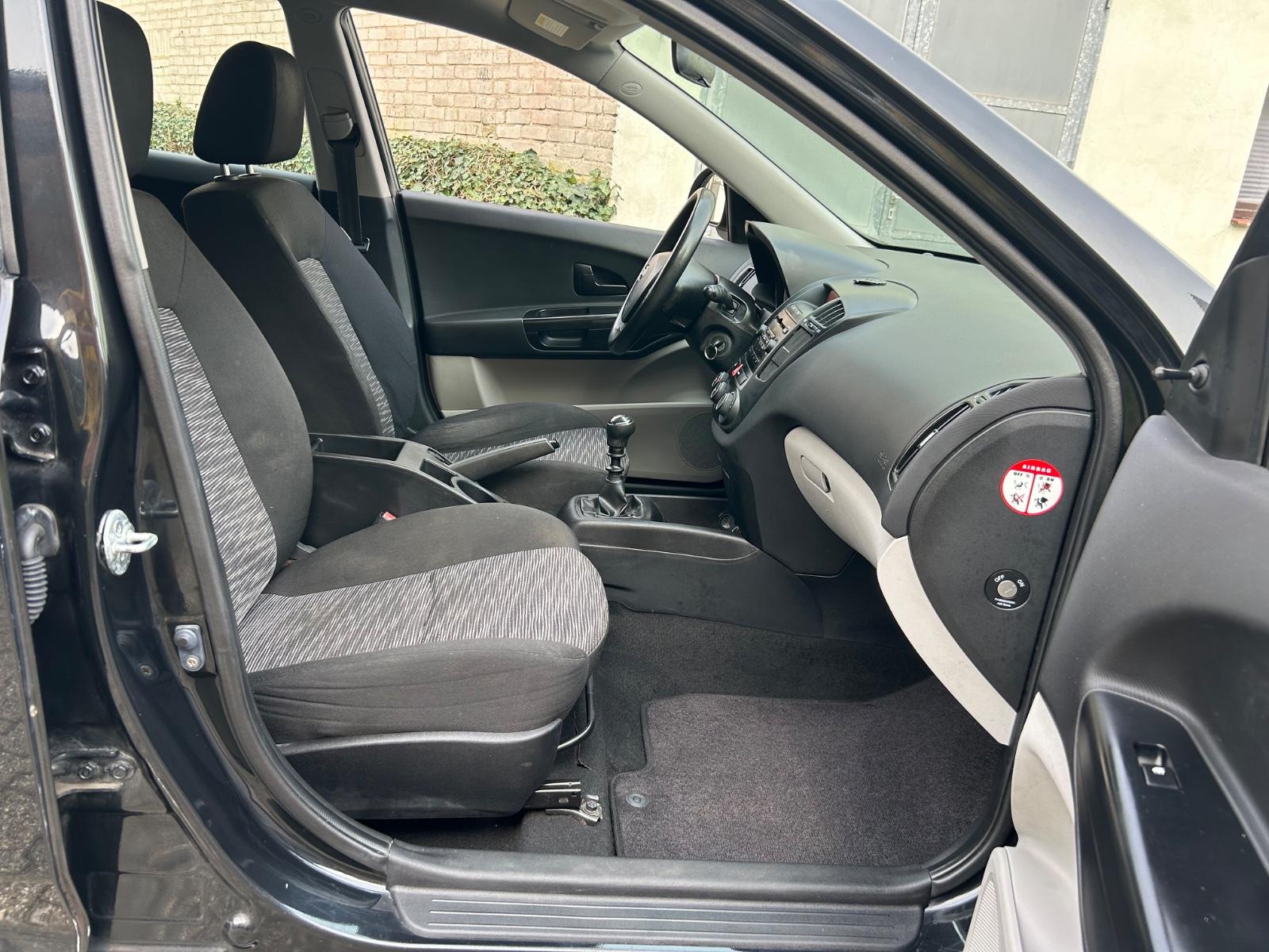 Kia ANDERE Ceed Attract, mit KLIMA