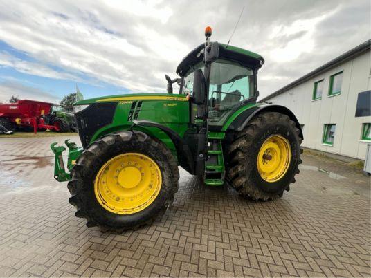 John Deere 7290R