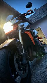 Suzuki Gsr 750 - Offers matching your search criteria