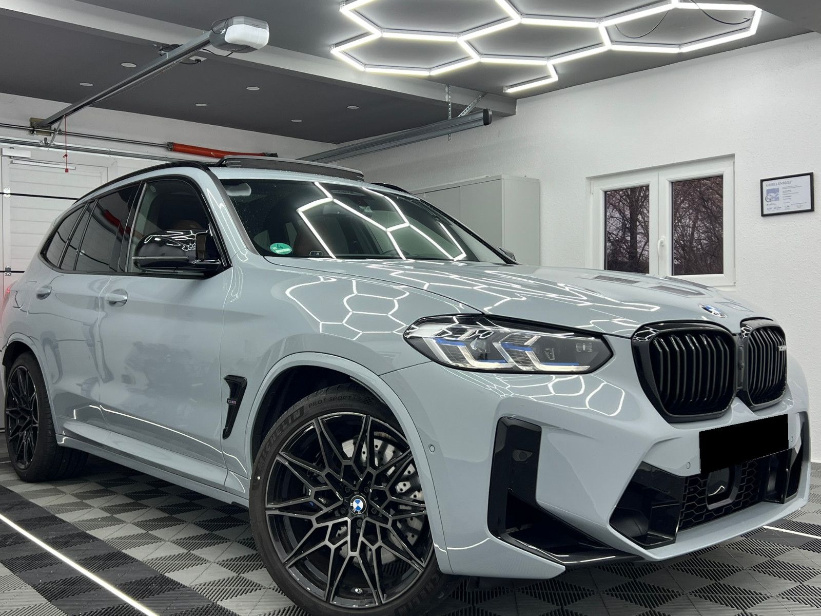 Fahrzeugabbildung BMW X3 M Competition/PREMIUM SELECT/DRIVERS PACK/19%