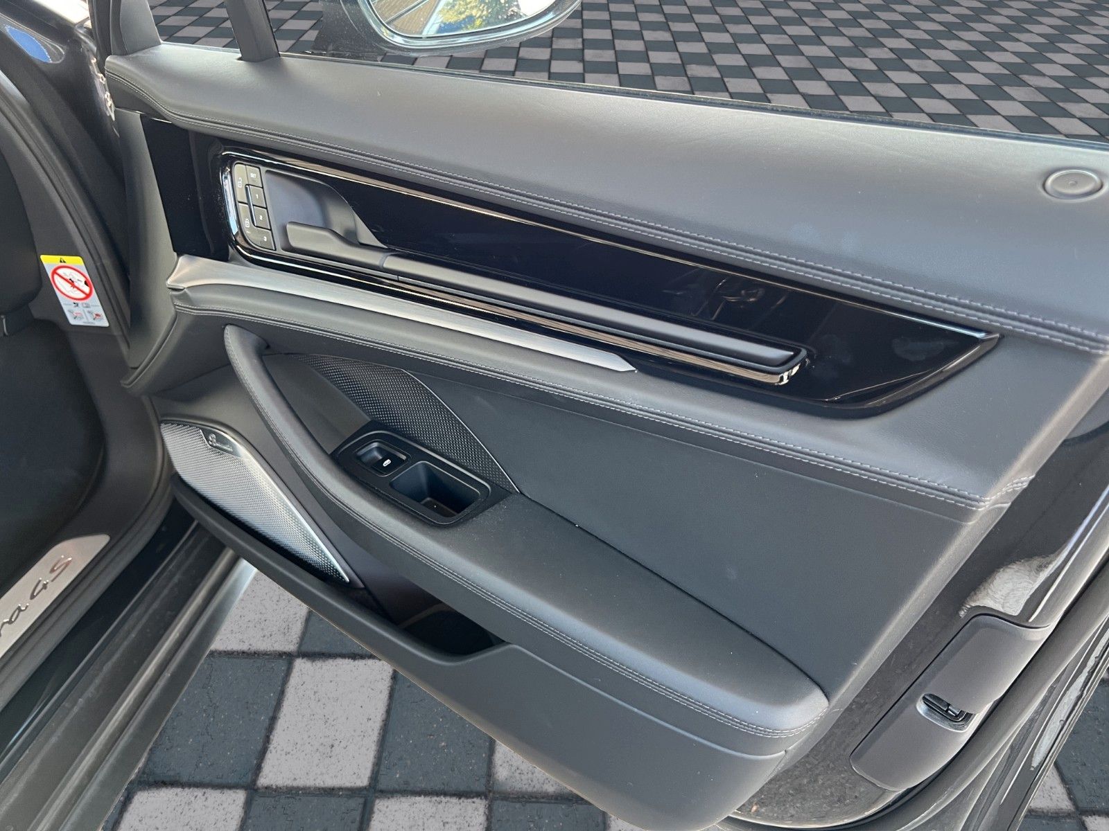 Porsche Panamera 4 S E-Hyb. Burmester Sitzbelüftung foto 18