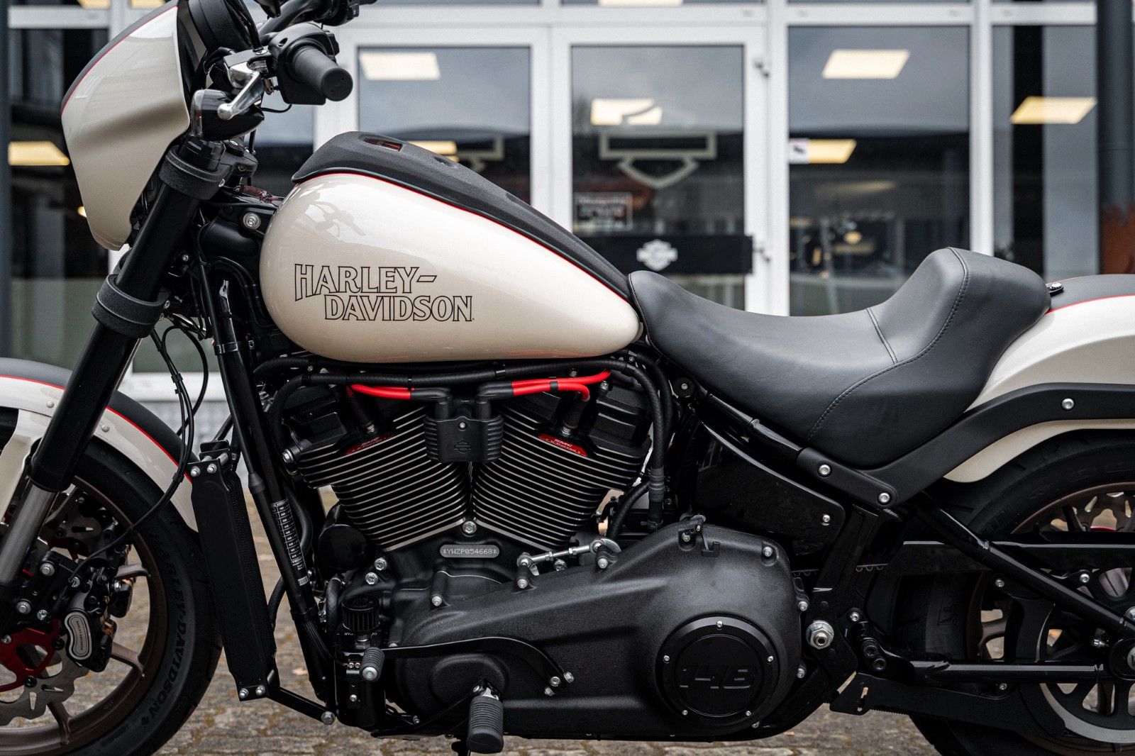 Fahrzeugabbildung Harley-Davidson TORXSTER FXLRS LOW RIDER S 148 CUI - JEKILL&HYDE
