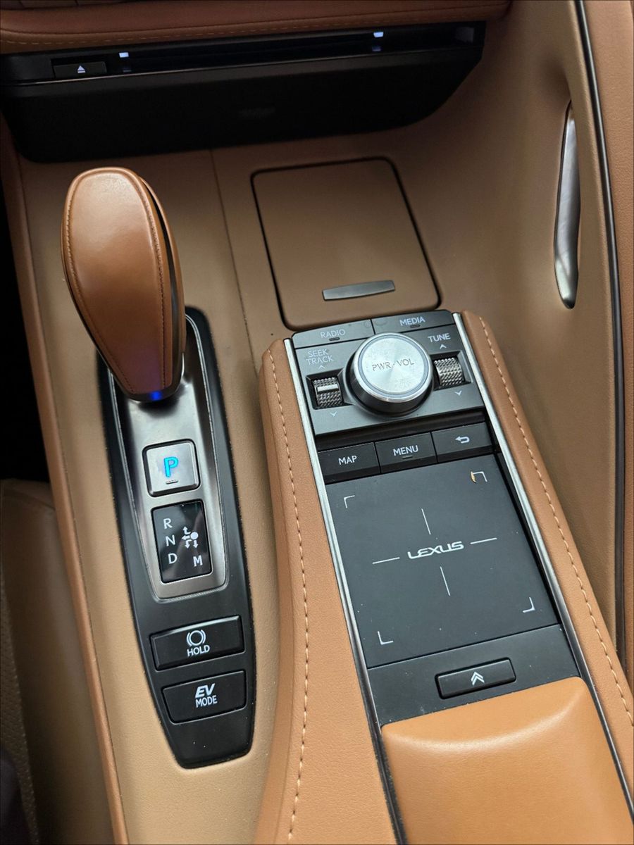 Lexus LC 500h COUPE PANO HUD LEVINSON TOURING PAKET