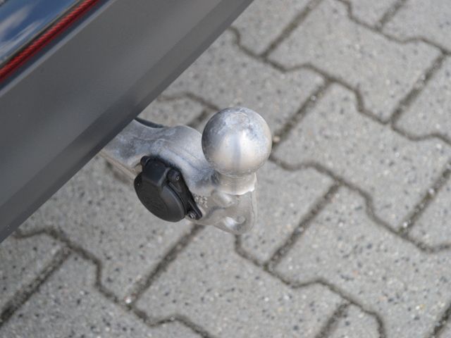 Tiguan 2.0 TDI DSG Elegance UPE: 65.801€/AHK/PAN