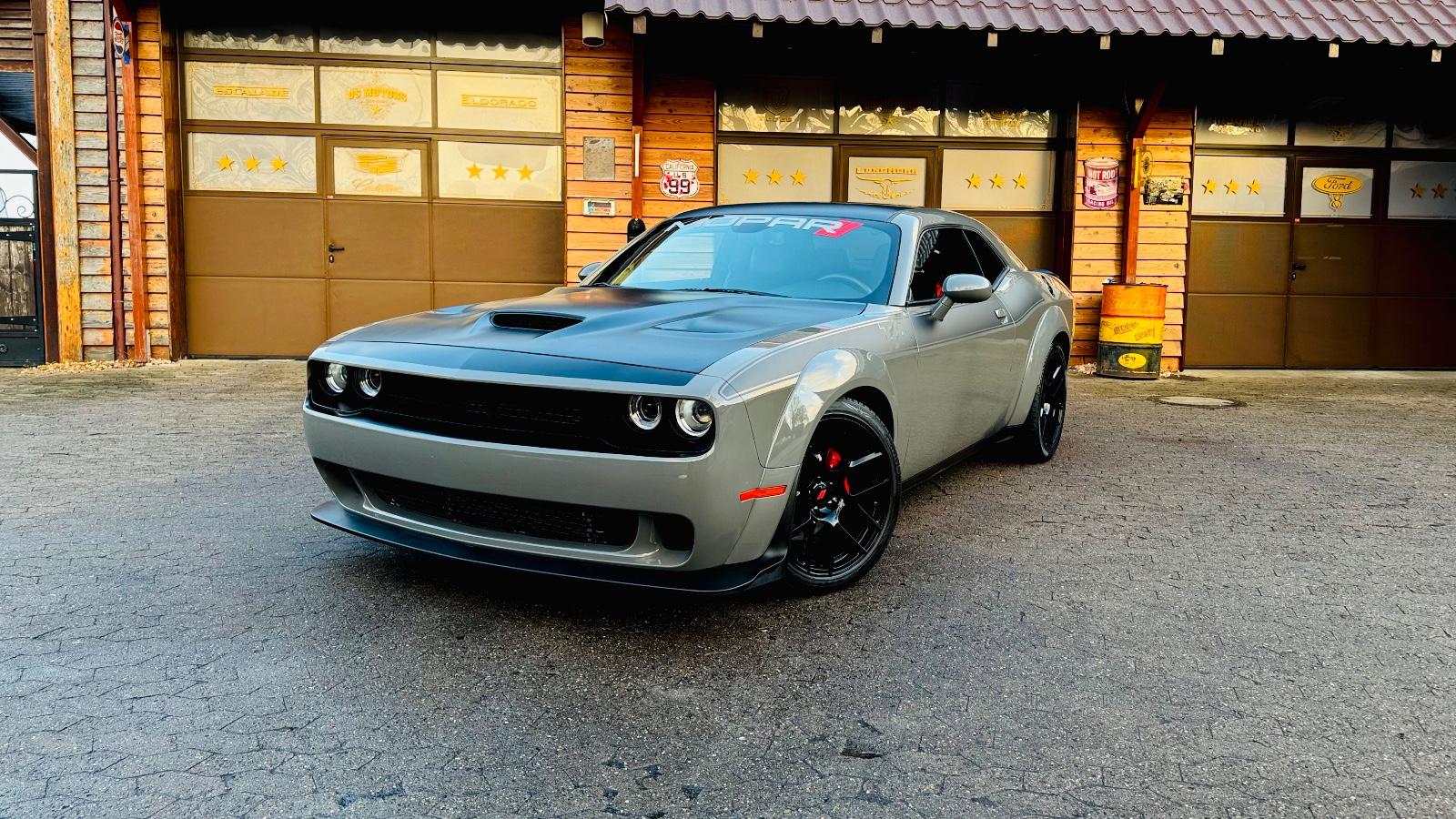 Dodge 5,7 V8*SRT WIDEBODY*LED*LEDER*PDC* GARANTIE*TOP