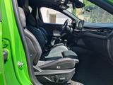 Ford Focus 2,3 ST X Garantie 01/30, Perf.Paket - Ford Focus mit Benzin-Antrieb: Limousine, 2.0