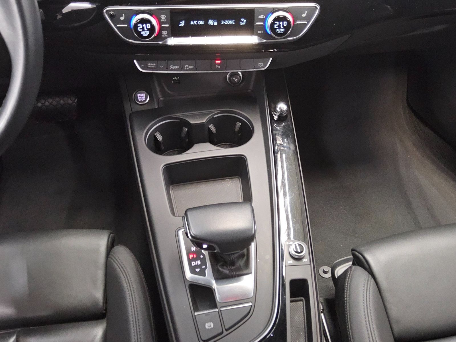 Audi A4 Avant 40 TDI S-Line Leder Navi LED PDC AHK foto 6