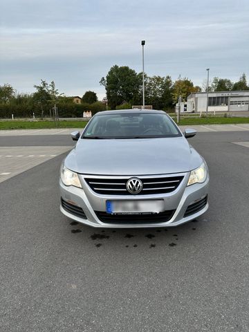 Volkswagen VW Passat CC / TÜV 08-2026