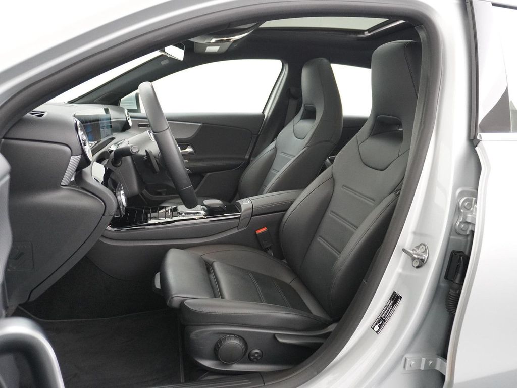 Mercedes-Benz A 200 Progressive Premium | Panorama - Schiebeda