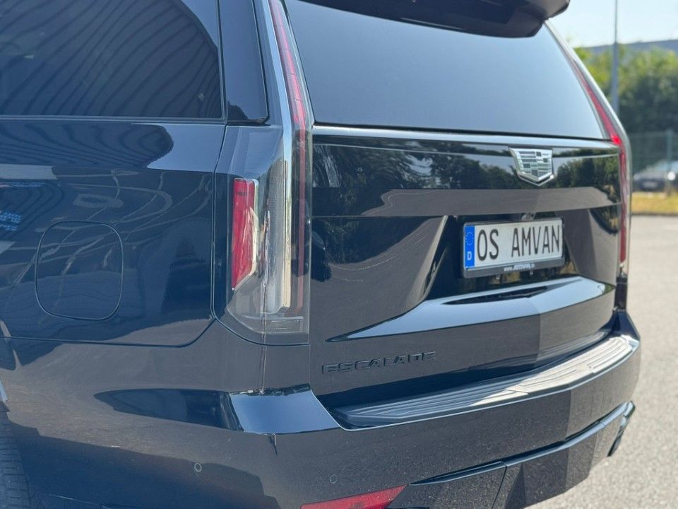 Fahrzeugabbildung Cadillac Escalade ESV Sport Platinum VOLL uff 1 Hd.