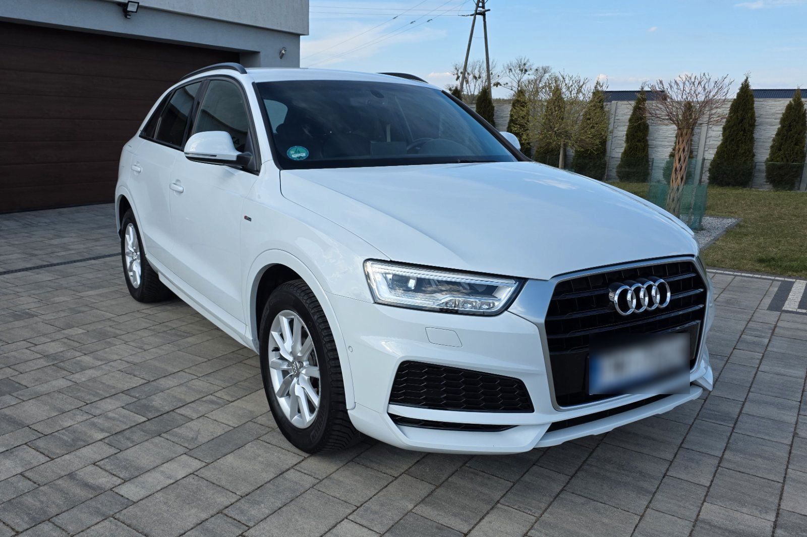 AUDI Audi Q3 1.4 TFSI S-Line S-Tronic Led
