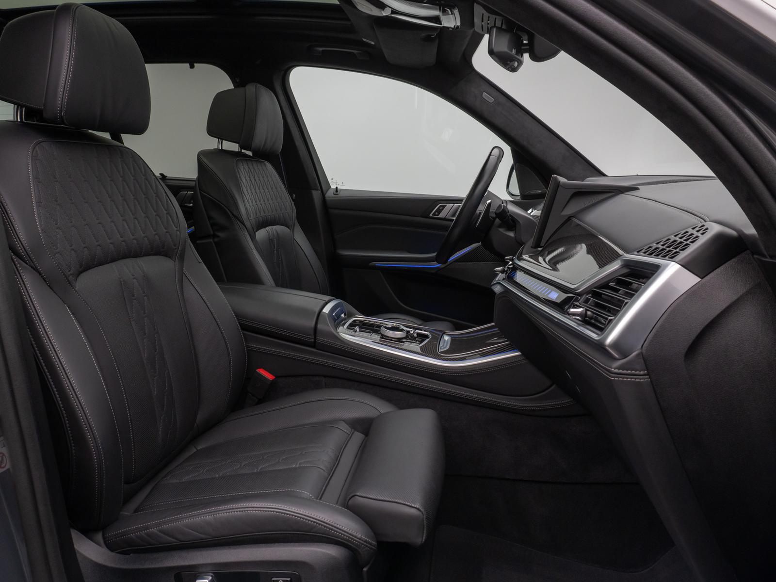 BMW X5 M60i 360° HUD H/K SoftCl Panorama Sky Lounge 