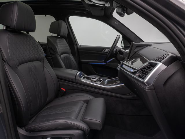 Foto Nummer 36: BMW X5 M60