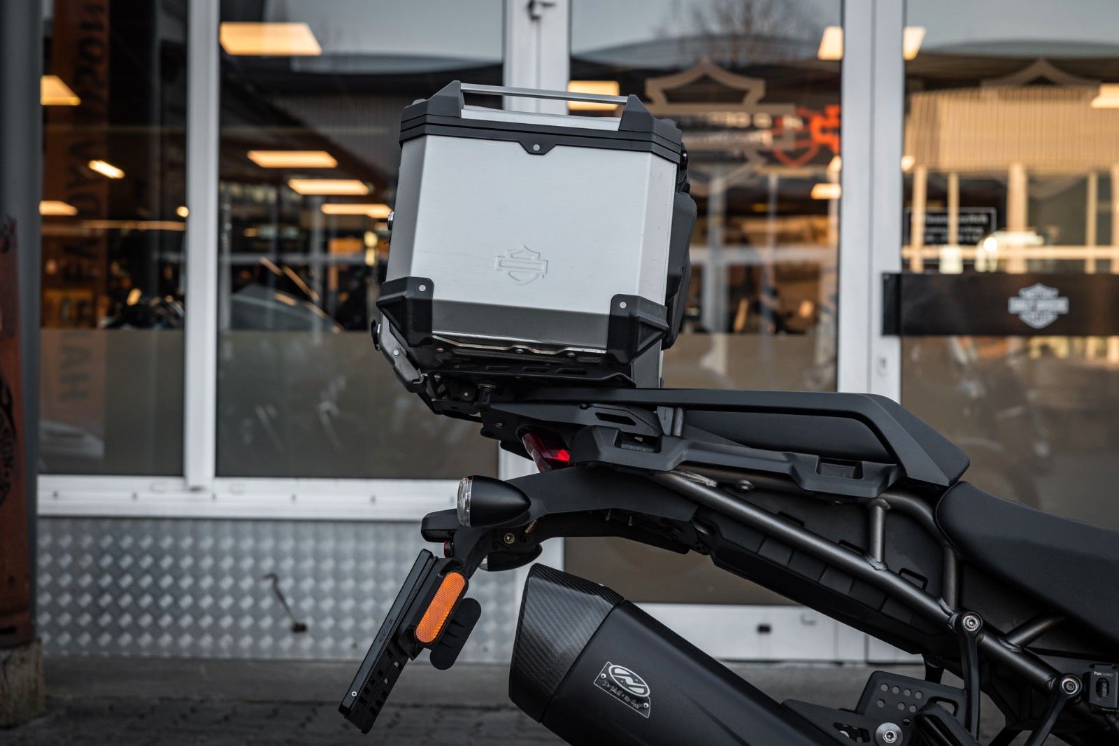 Fahrzeugabbildung Harley-Davidson RA1250S Pan America Special - JEKILL & HYDE -