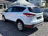 Ford Kuga Titanium Klimaa. AHK Zahnriemen Neu - scheckheftgepflegte Ford Kuga