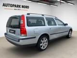 Volvo V70 2.4 Summum/2.Hand/KLIMAAUT./SHZ/TEMP/ALU - Volvo V70 mit Benzin-Antrieb: Leder, Kombi