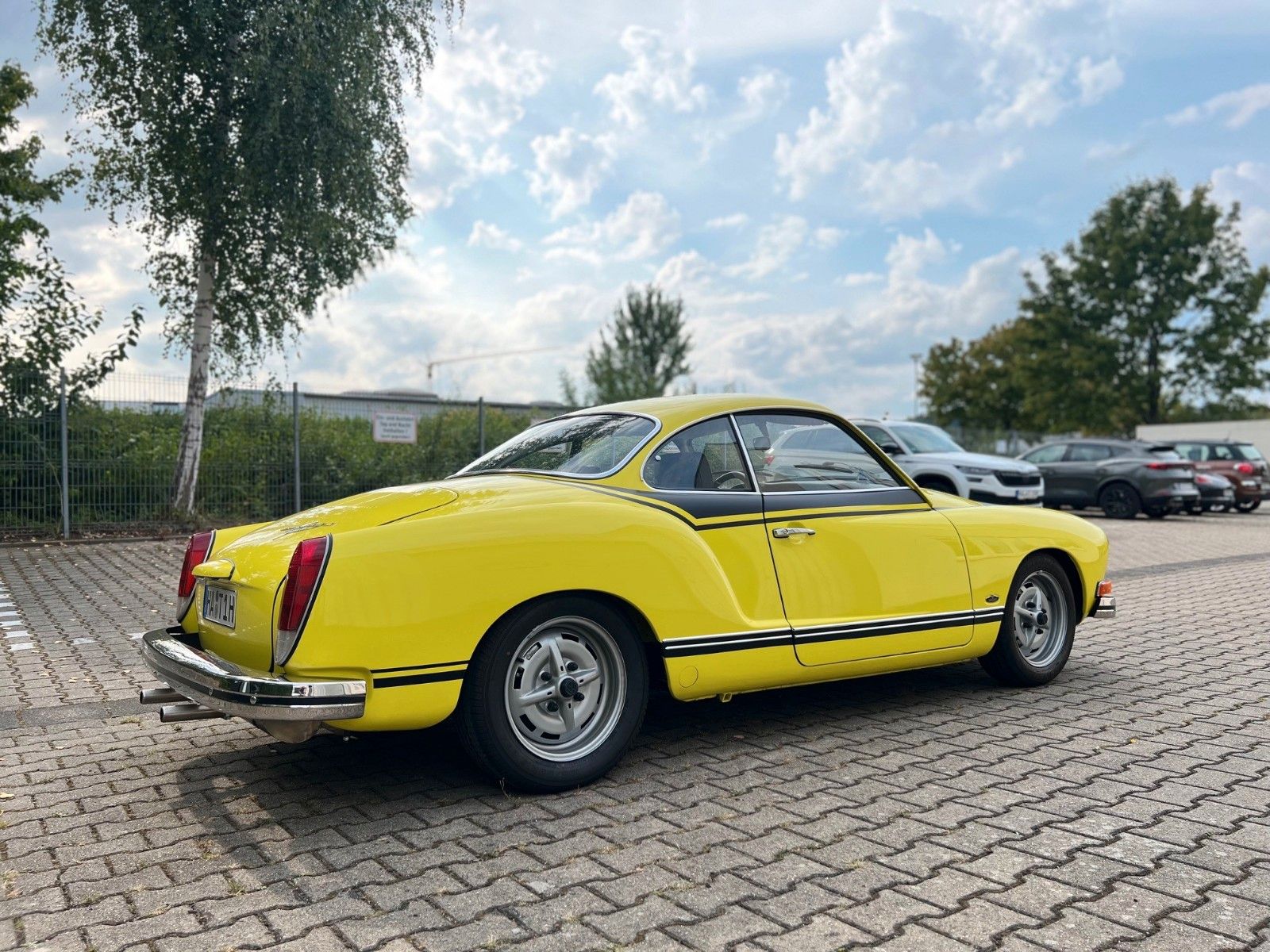 Fahrzeugabbildung Volkswagen Karmann Ghia Sport mit TYP 4 - 170PS