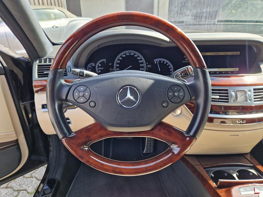 Mercedes-Benz S 600