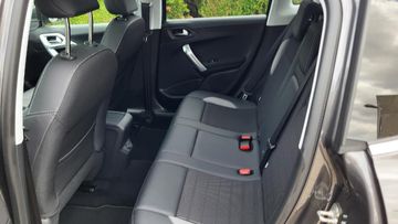 Fahrzeugabbildung Peugeot 2008 Allure