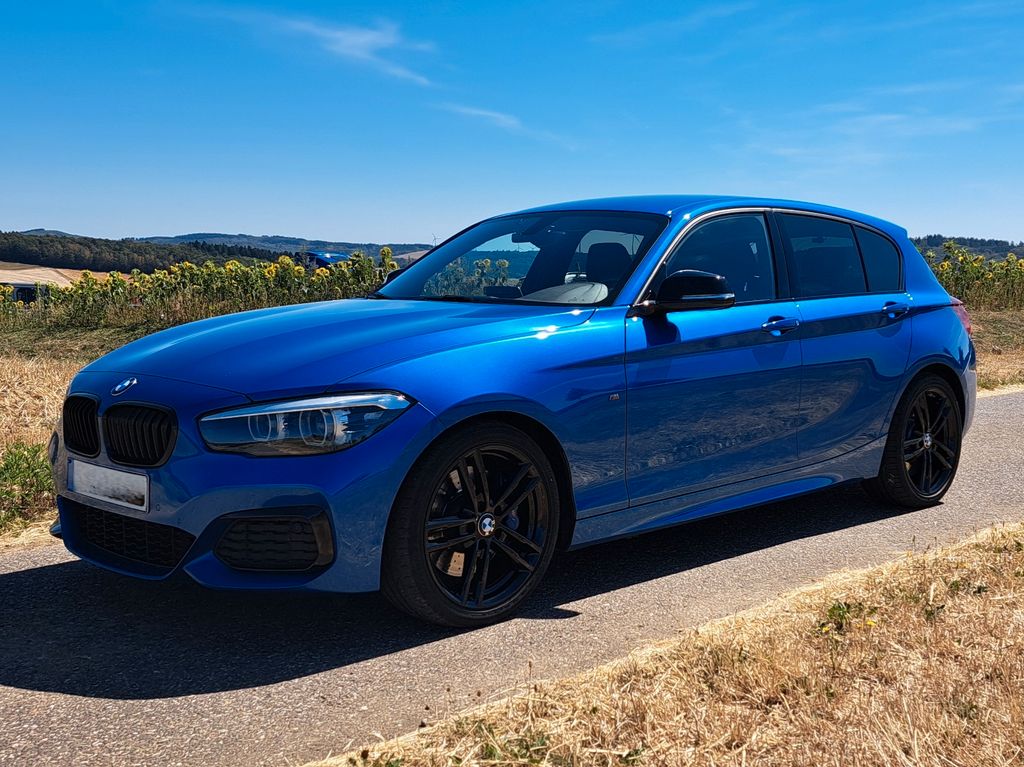 Image of BMW M140i