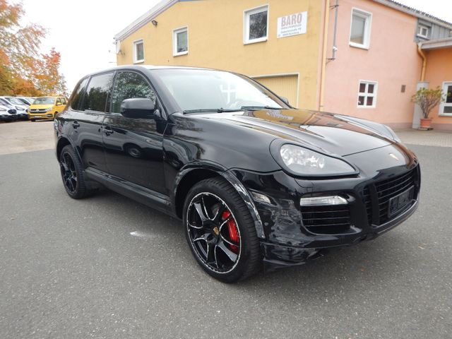 Porsche Cayenne Turbo lückenloses Scheckheft