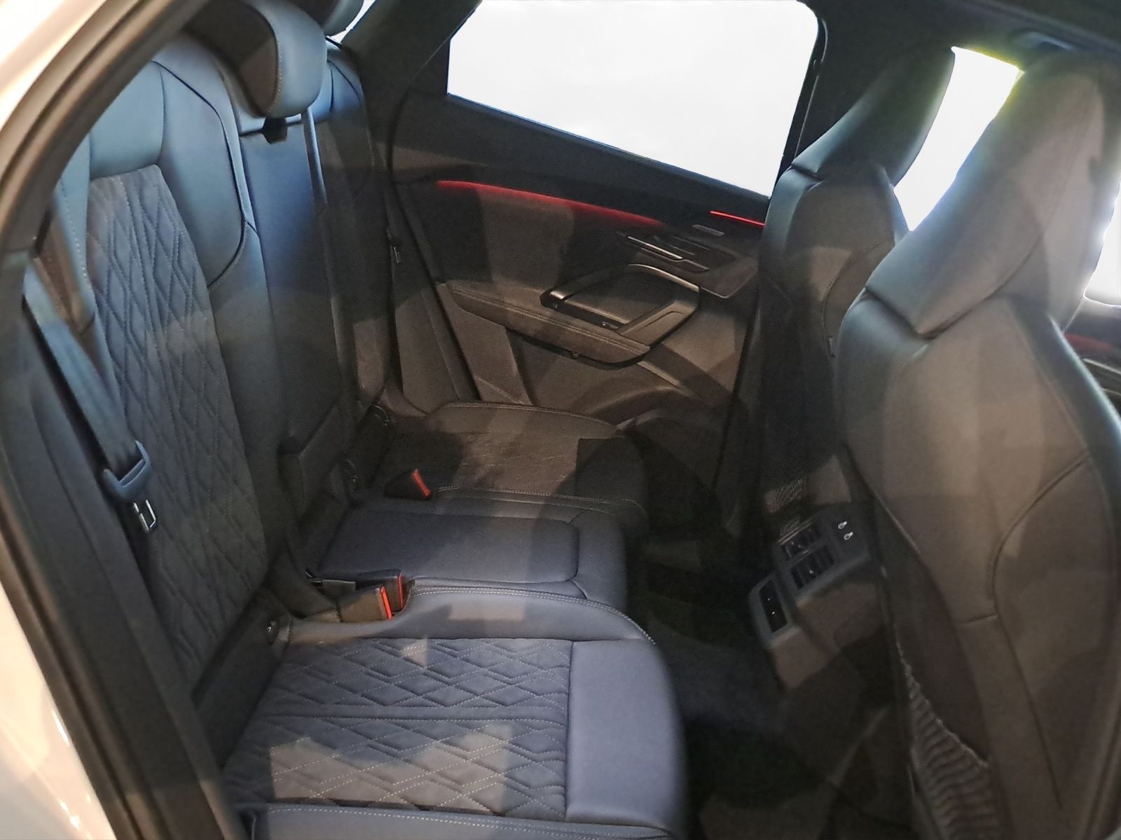 Audi SQ5 - Bild 21