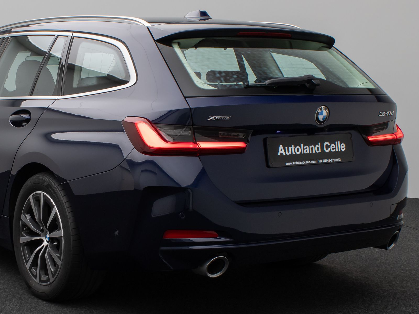 Fahrzeugabbildung BMW 320d xD Kamera HUD DAB Komfort Sport Individual