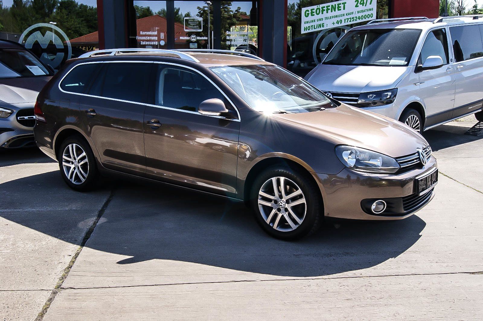 Fahrzeugabbildung Volkswagen Golf VI Variant 1.2 Comfortline KLIMA PDC SIHZG