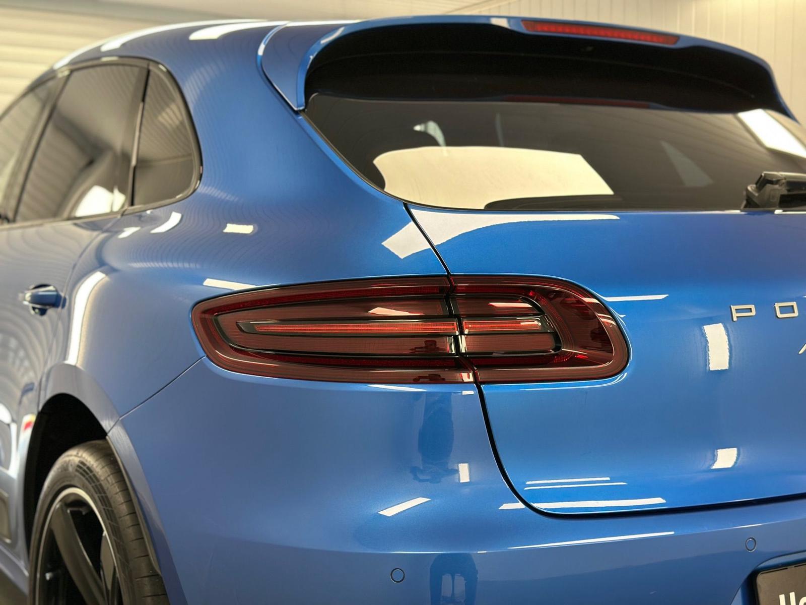 Porsche Macan Turbo 3.6 400 ch • 1ère Main • Sport Chrono • Burmester • Toit pano • Carbone • 21"