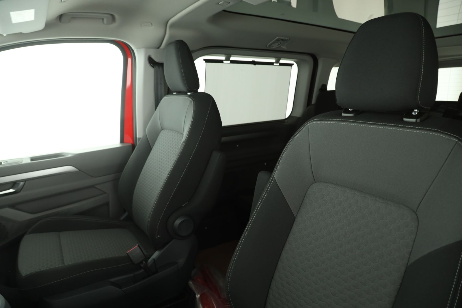 Volkswagen T7 Caravelle - Bild 14