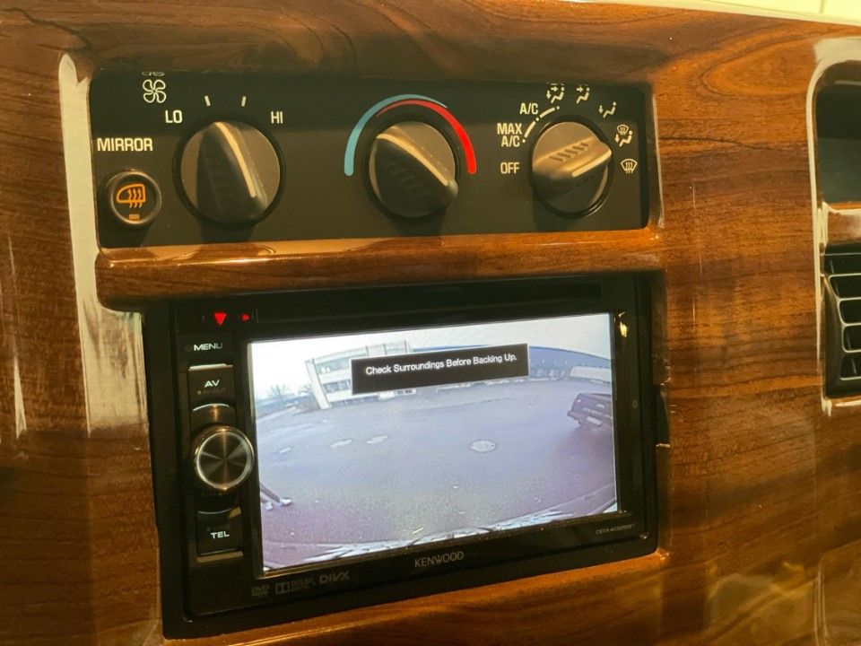 Fahrzeugabbildung Chevrolet Express Chevy Van Cobra Conversion High Top