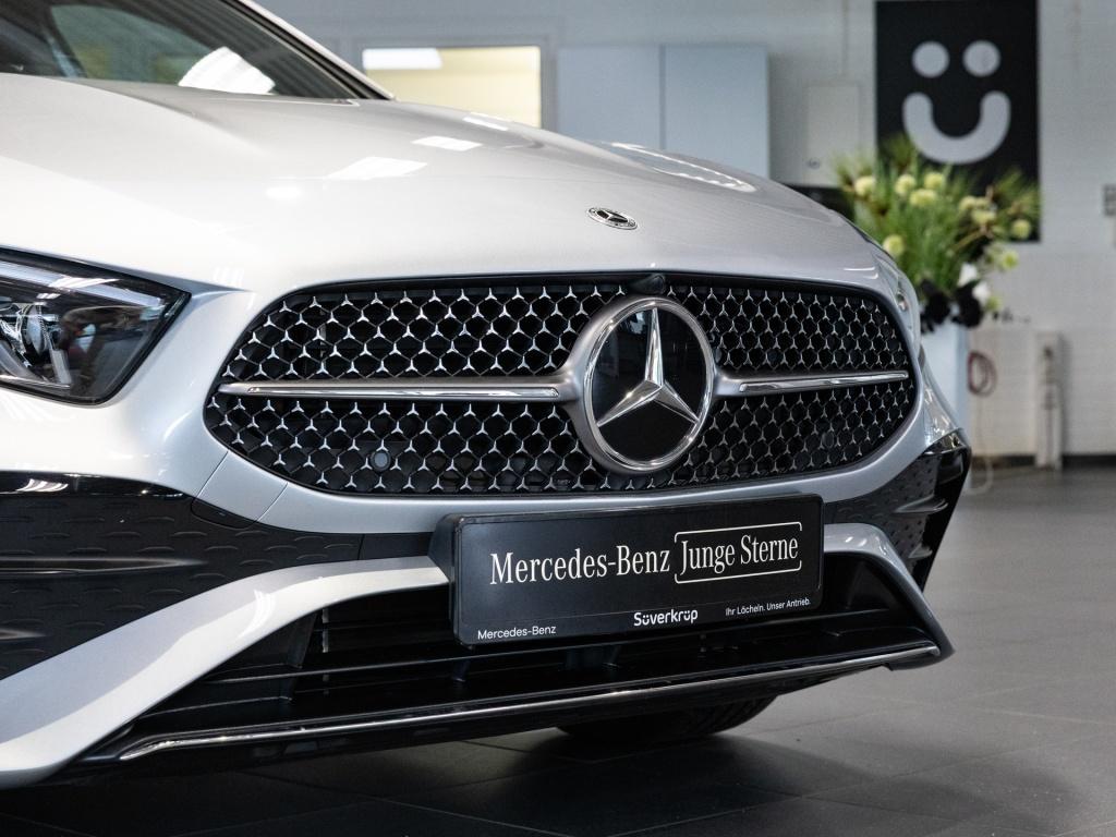 Mercedes-Benz A 250 e , AMG KAMERA SPUR STANDH PDC SHZ