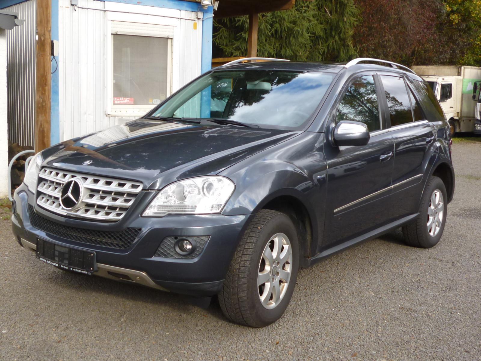 Mercedes-Benz ML 300 CDI 4MATIC BlueEFFICIENCY EURO-5 1-Hand