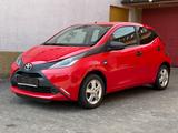 Toyota Aygo AYGO x  Klima - Toyota Aygo (X) in Saarbrücken