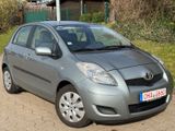 Toyota Yaris Sol 1,3 Klima+5-türig+abn.AHK+HU/AU neu !! - Toyota Yaris: Türig