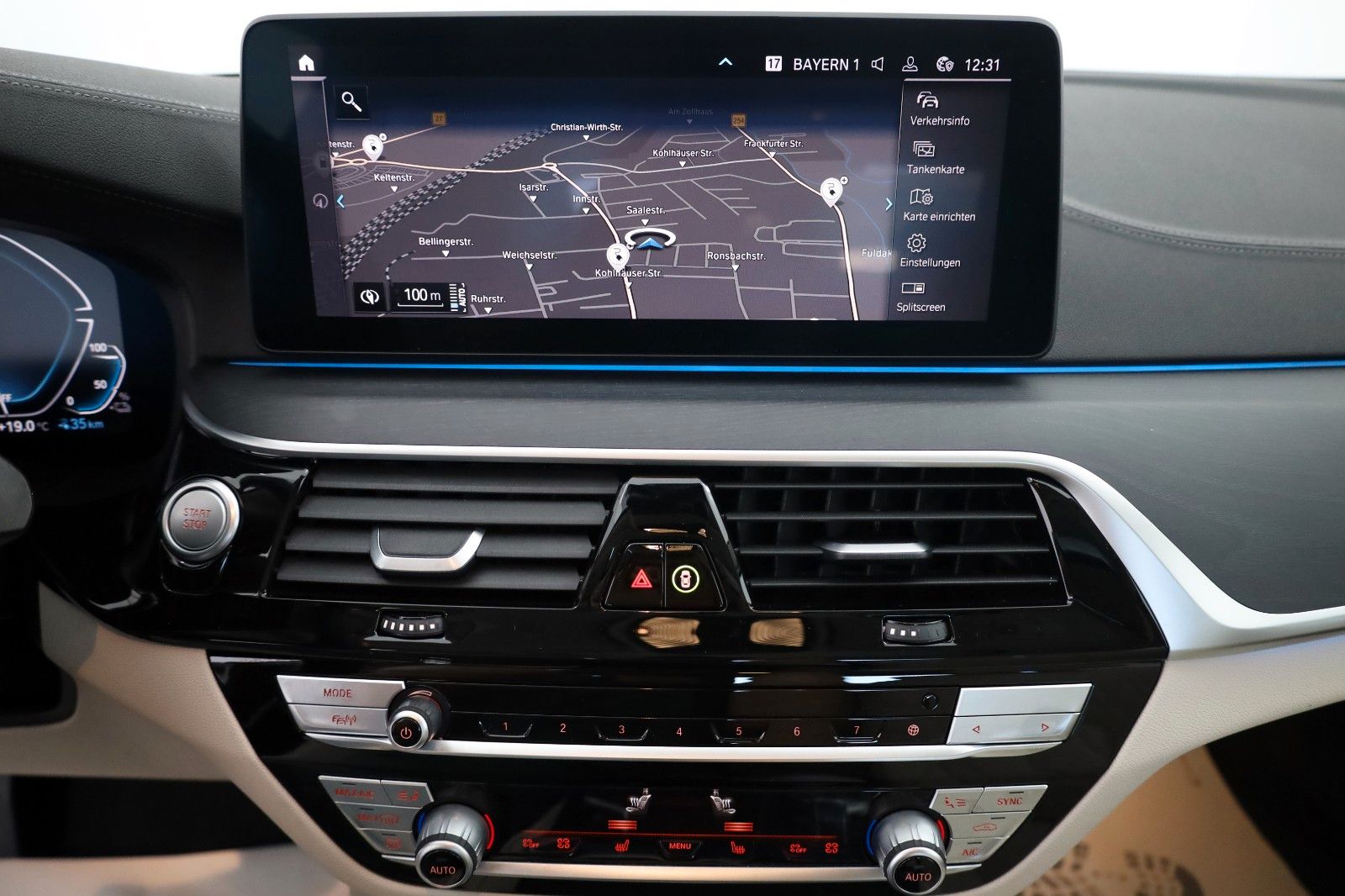 Fahrzeugabbildung BMW 545e xDrive Luxury Line,Navi,SD,4xSH,Kam,AHK,+WR