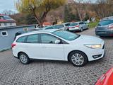 Ford Focus. Automatik! Zahnriemen Neu! Oil Neu! - Ford Gebrauchtwagen in Weimar