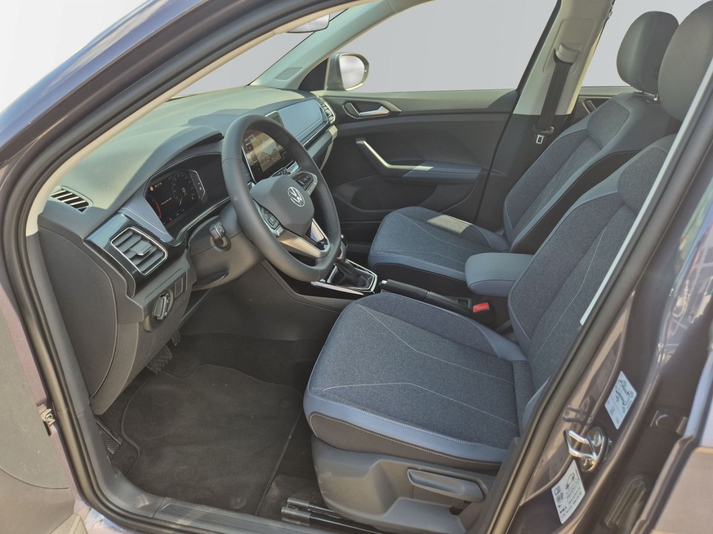 Volkswagen T-Cross 1.0 TSI DSG Style AHK IQ.Drive Allwetter foto 3