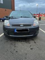 Ford Verkaufe Ford Fiesta 1.4 TDCi  Baujahr 2008 - Ford Fiesta aus 2008 mit Diesel-Antrieb