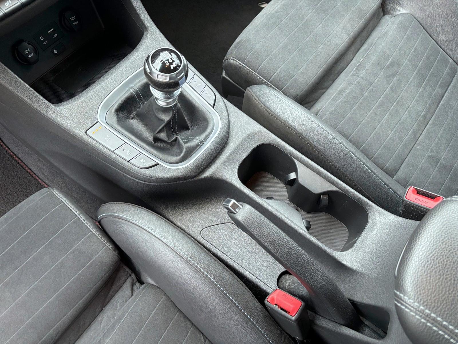 Hyundai i30 N Performance*Pano*e.Sitze*LED*CAM*WinterP.*