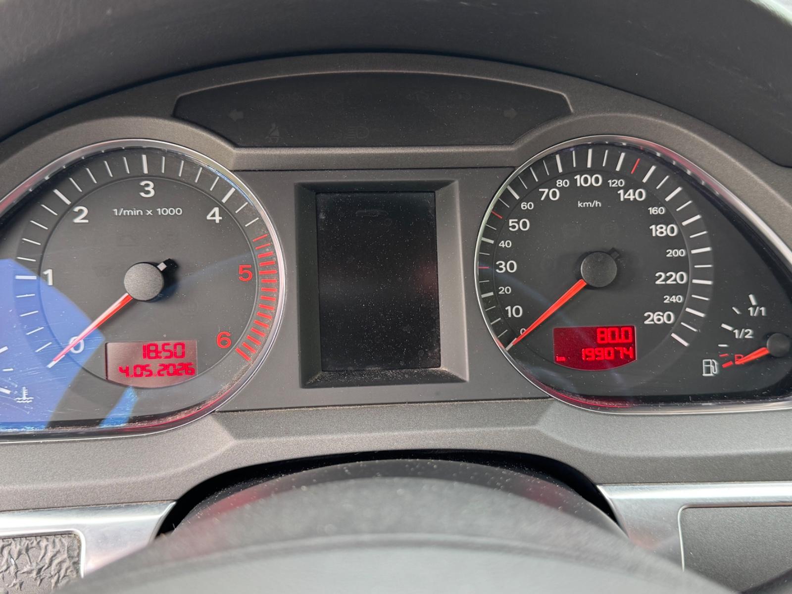 Audi A6 2005 — photo 24