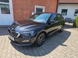 Skoda Scala Style 1.5 DSG Standheizung,Dynamic-Paket - schwarze Skoda Scala