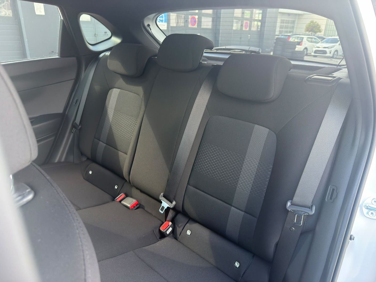 Fahrzeugabbildung Hyundai i20 1.0 T-GDI Blackline *Navi*RFKamera*LED*BOSE*