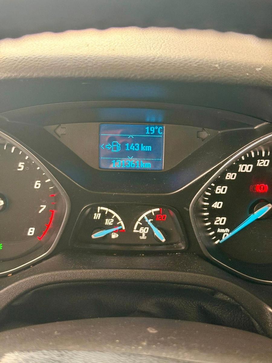 Ford Focus 2014 — photo 9