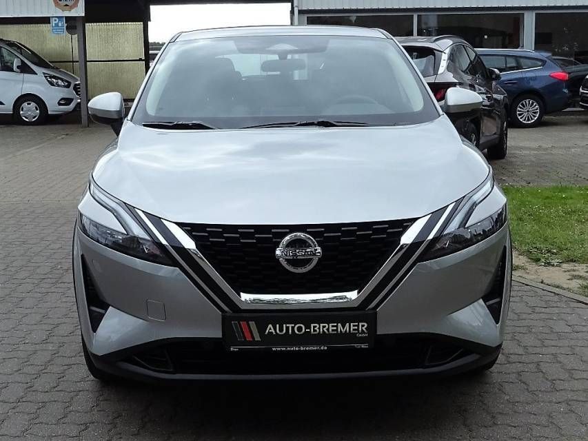 Fahrzeugabbildung Nissan Qashqai 1,3 DIG-T Xtronic Acenta