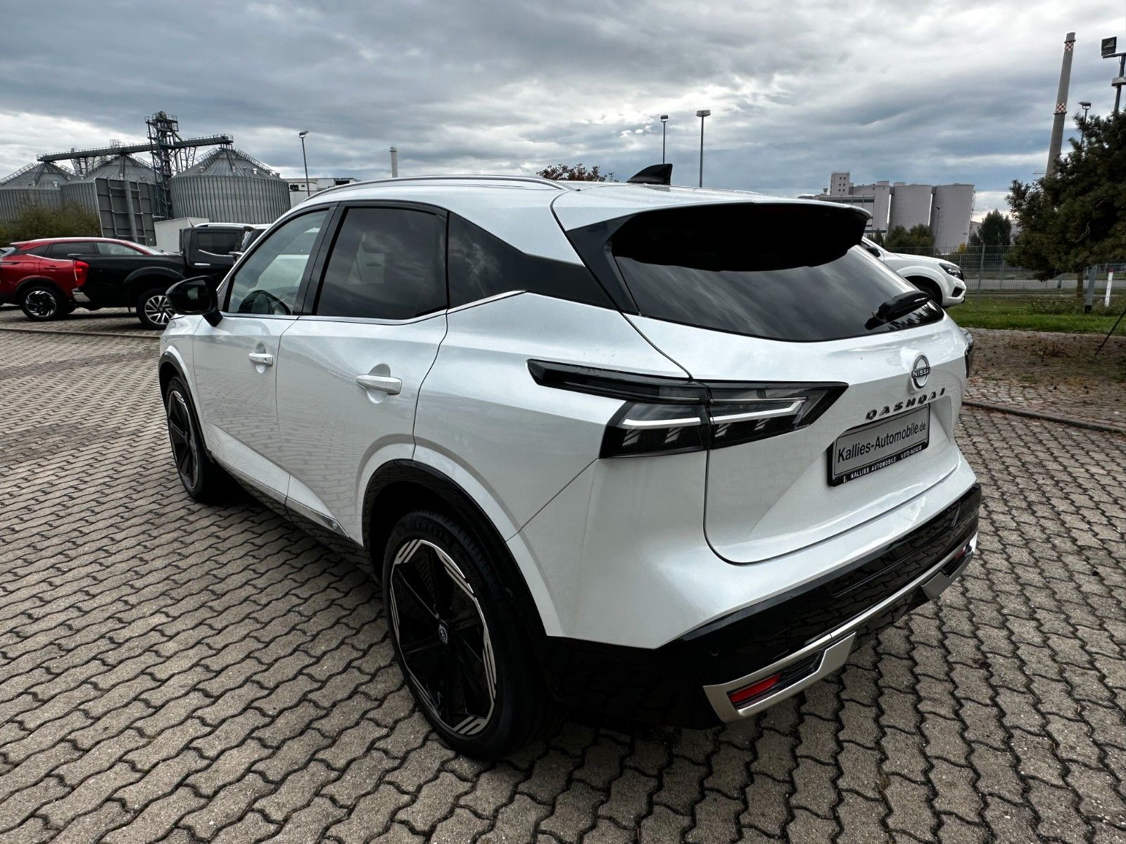 Fahrzeugabbildung Nissan Qashqai Tekna+