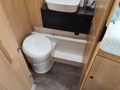 Sunlight T 68, Einzelbetten und Hubbett,Sat automatisch