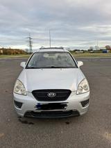 Kia Carens 2.0 Automatik Silber 1.Hand - gebrauchte Kia Carens aus dem Jahr 2008