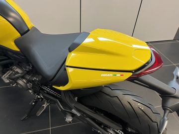 Ducati Monster Plus